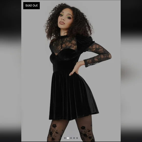 Dolls Kill x Wizard Of Oz Dress - Picture 3 of 15